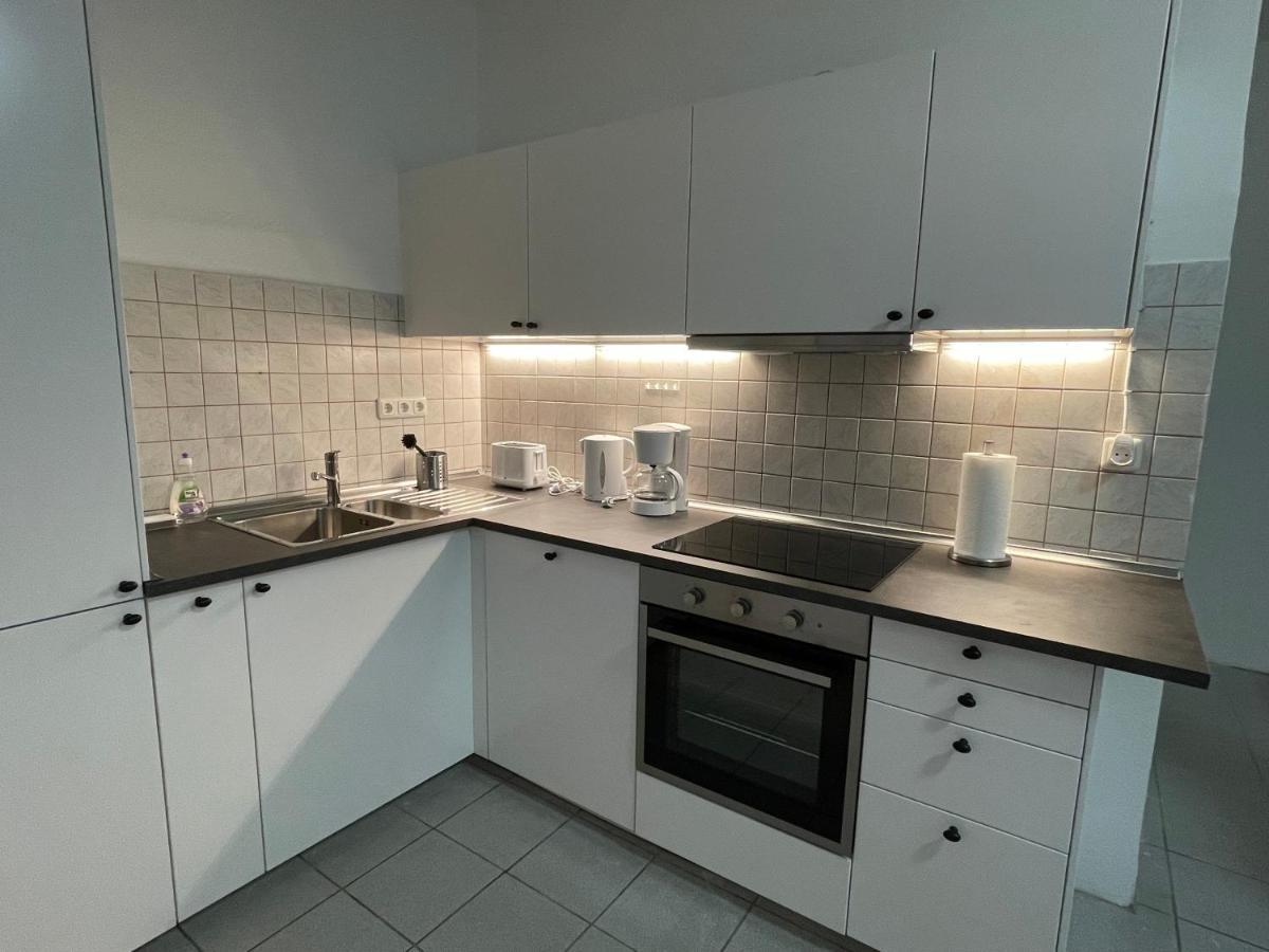 Comfortable Shared Apartment With Private Room In เวสเซลลิง ภายนอก รูปภาพ