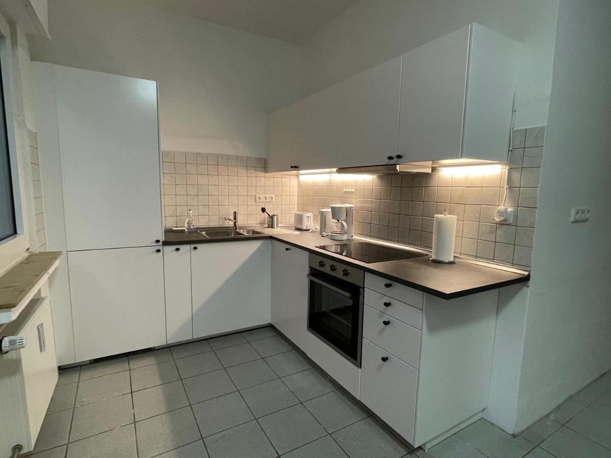 Comfortable Shared Apartment With Private Room In เวสเซลลิง ภายนอก รูปภาพ