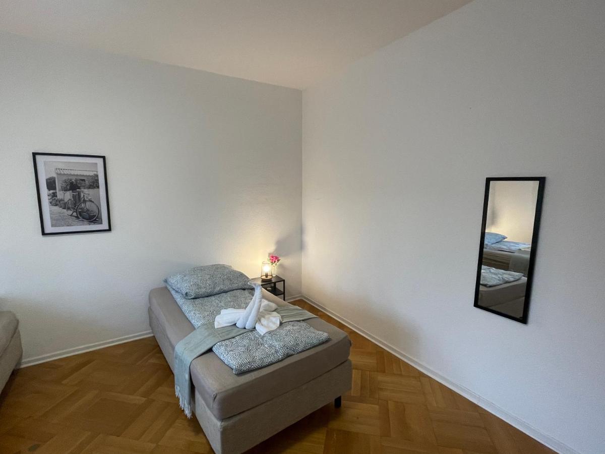 Comfortable Shared Apartment With Private Room In เวสเซลลิง ภายนอก รูปภาพ