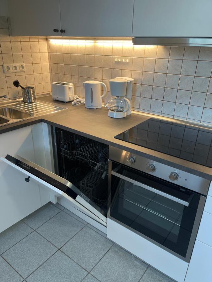 Comfortable Shared Apartment With Private Room In เวสเซลลิง ภายนอก รูปภาพ