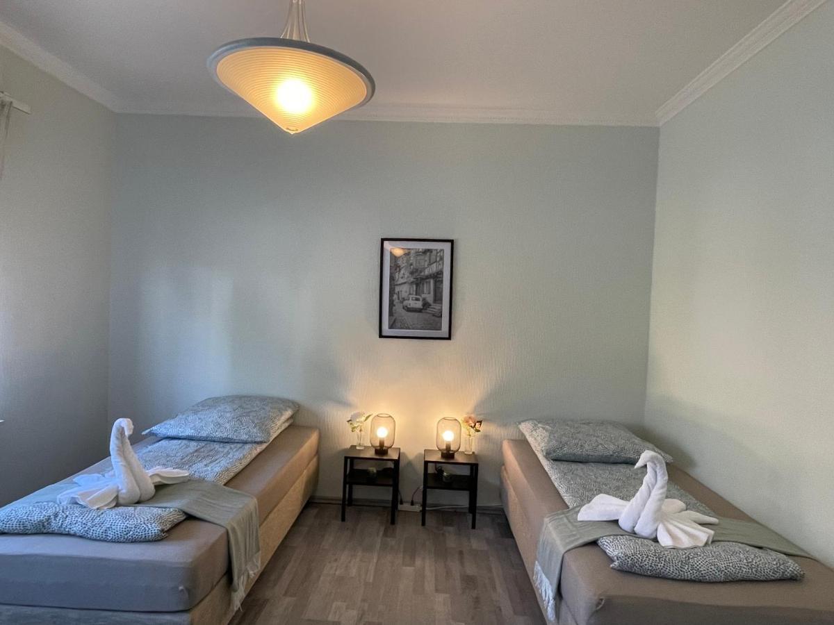 Comfortable Shared Apartment With Private Room In เวสเซลลิง ภายนอก รูปภาพ