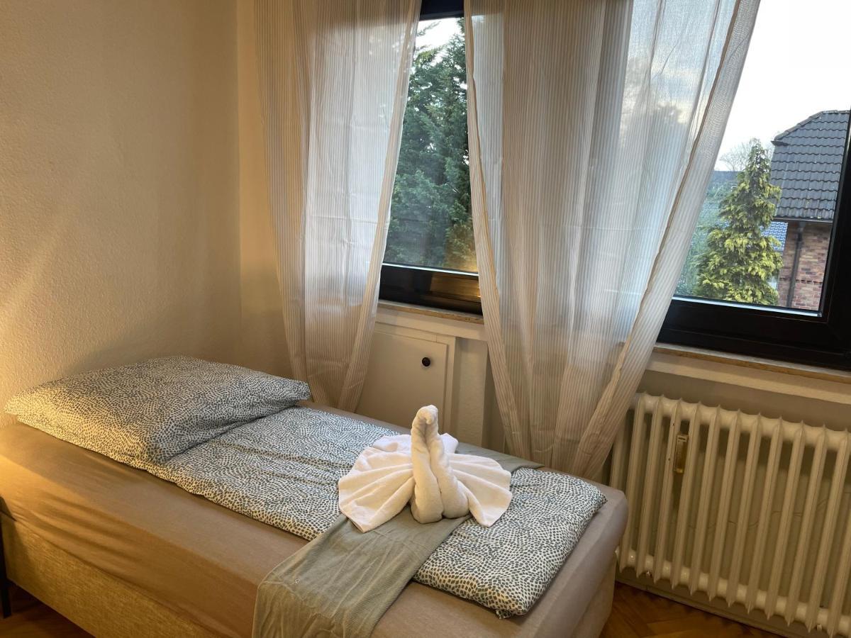 Comfortable Shared Apartment With Private Room In เวสเซลลิง ภายนอก รูปภาพ