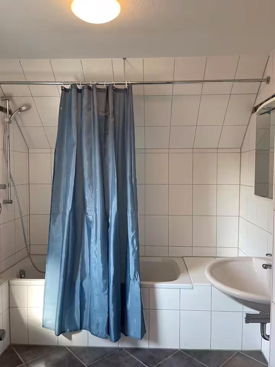Comfortable Shared Apartment With Private Room In เวสเซลลิง ภายนอก รูปภาพ